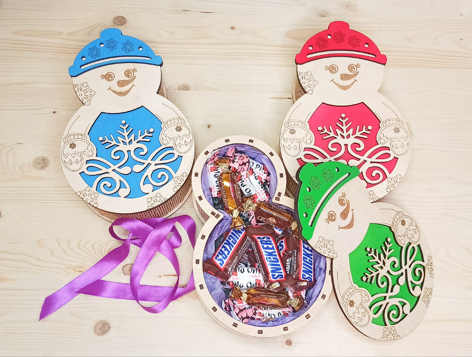 Laser Cut Snowman Candy Box Christmas Gift Box Free Vector - Dezin