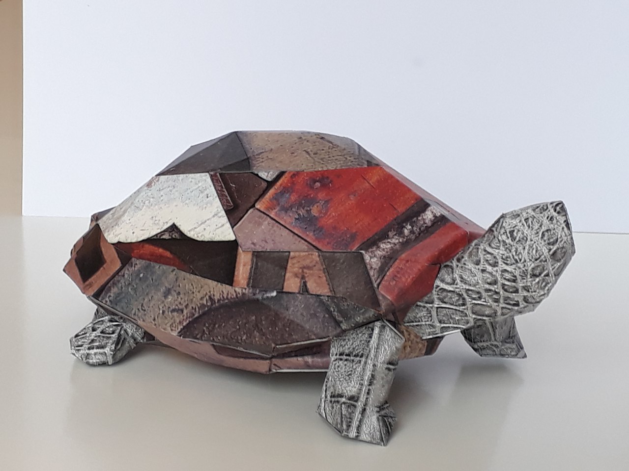 Hungry Turtle Papercraft Template - Dezin