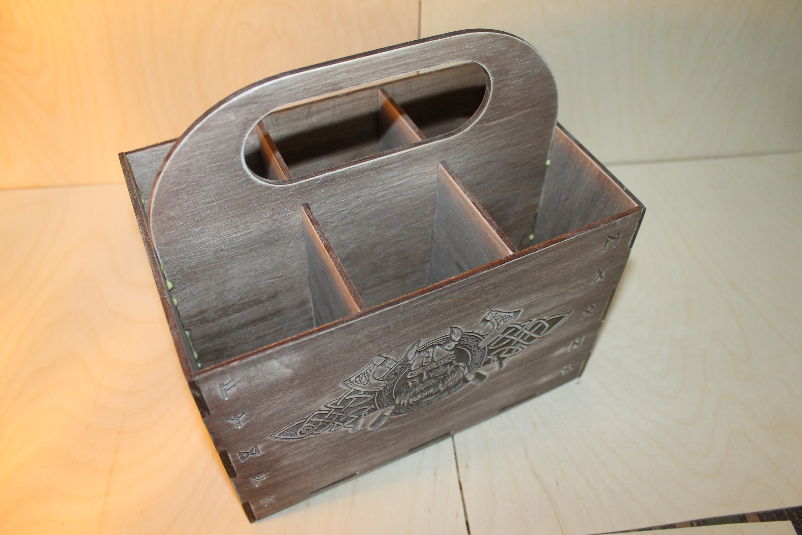 Layout of Box for Beer - Dezin