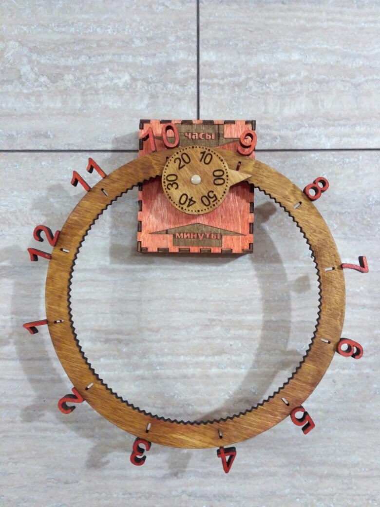 Original watch under the cutout - Dezin