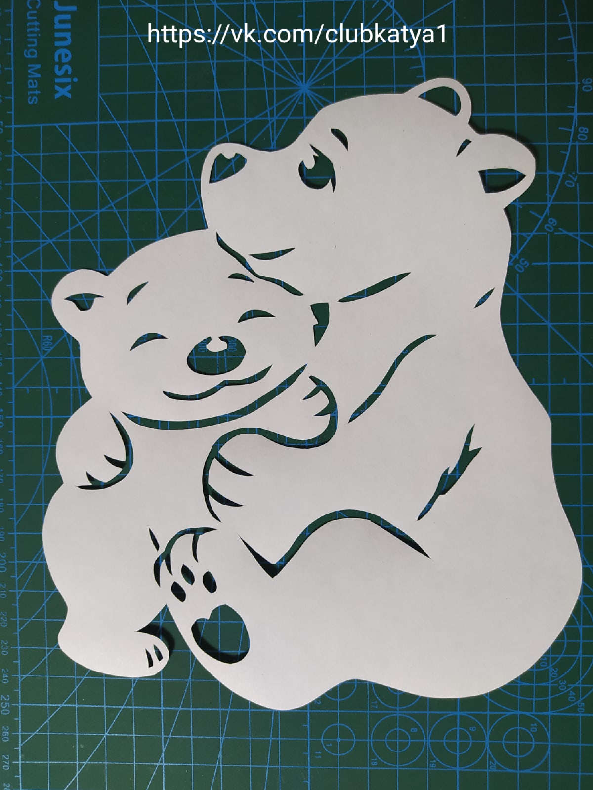 Pattern of Teddy bear with mom - Dezin