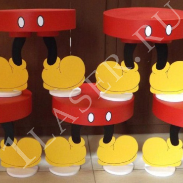 Stand Mickey - Dezin