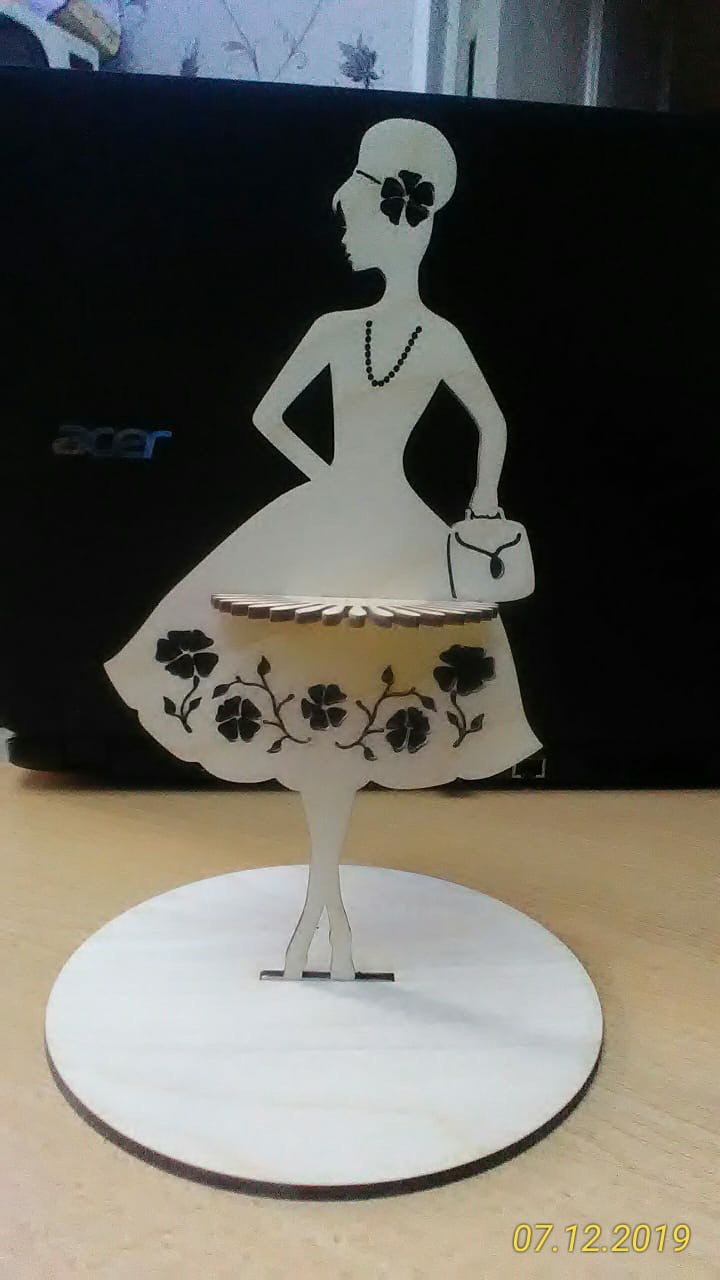 Modern Lady Napkin Holder Free DXF File - Dezin