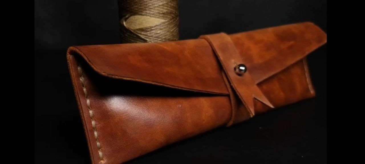 leather pen case from Leathercraft together - Dezin