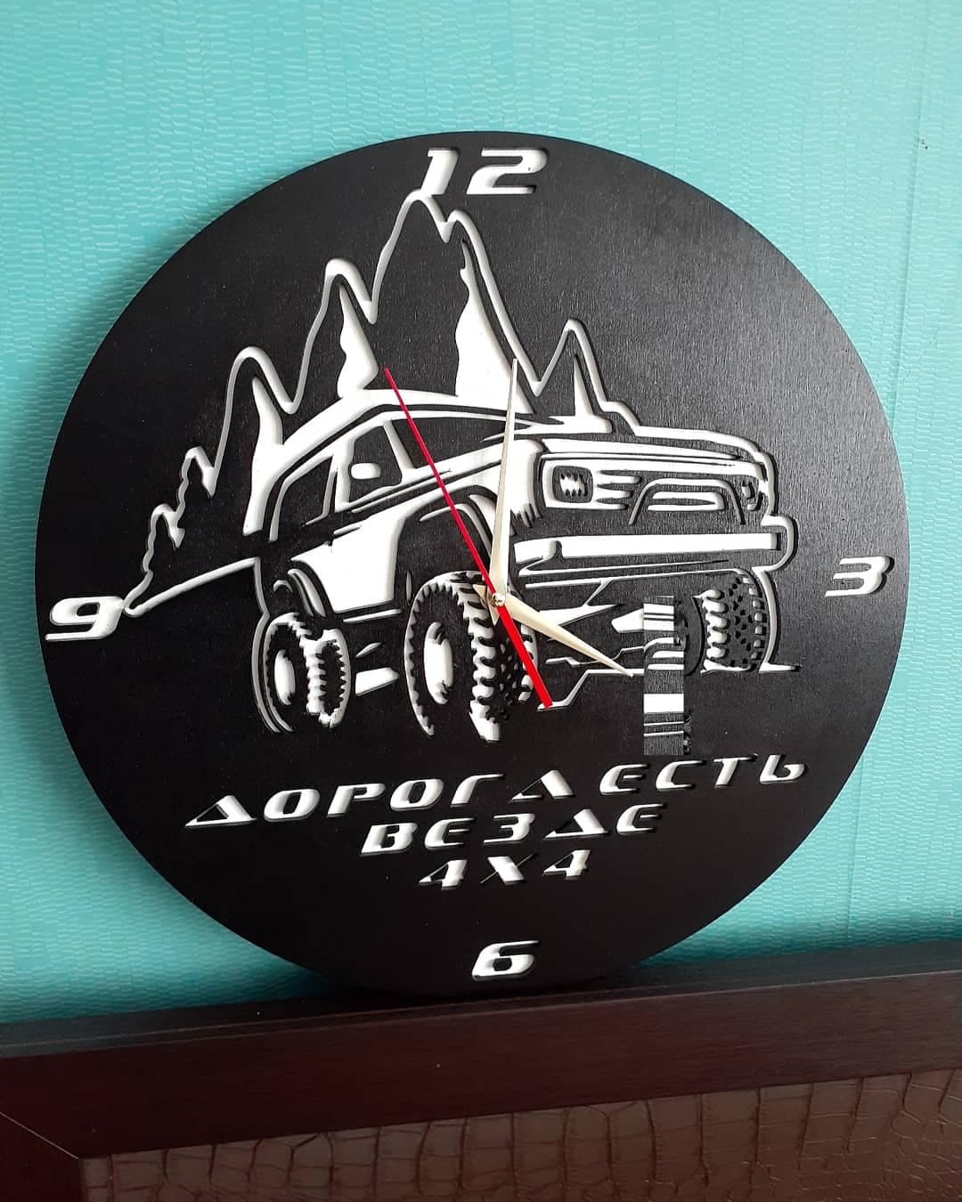 Laser Cut 4x4 Wall Clock CDR File - Dezin