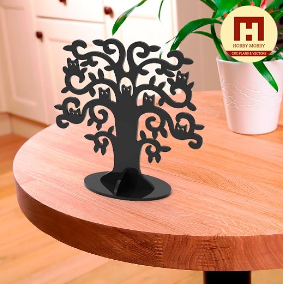 A tree for all sorts of pendants and decorations. Material 3.7-4 mm