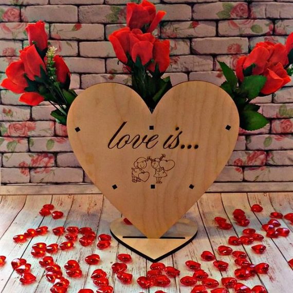Laser Cut Valentine Day Gift Heart Shape Rose Stand Free CDR Vectors Art
