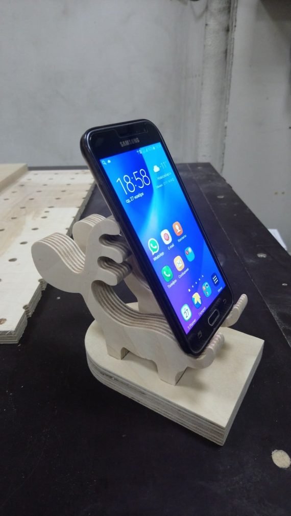 Laser Cut Wooden Deer Phone Stand Holder Charging Dock Free PDF File