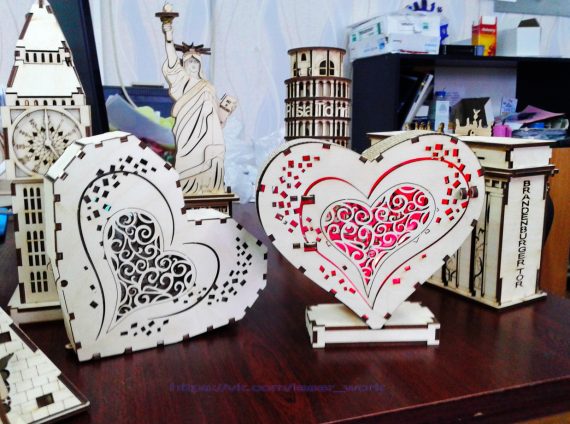 Laser Cut piggy bank in the shape of a heart Layout DXF File Free