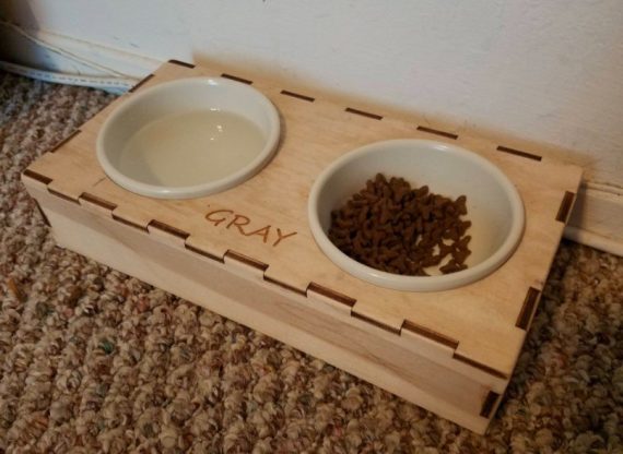 Layout of Dog Food Container