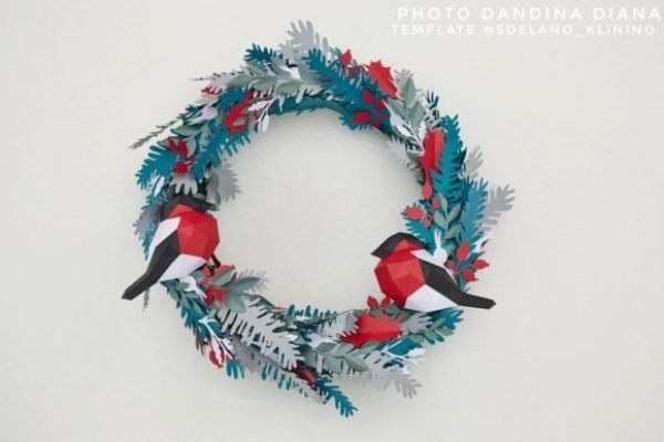 Winter Wreath With Bullfinches Pdf + Svg Papercraft Template