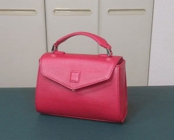 Women's handbag from Y2 Bag craftsman